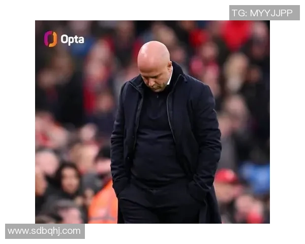 伯纳乌防线地震：罗马诺曝阿拉巴98%离队，沙特金元围猎吕迪格，银河战舰迎来凛冬转型？